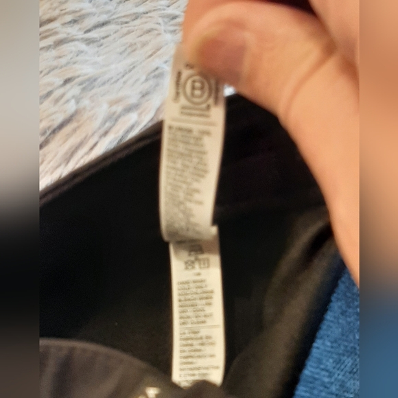 Athleta Black Hat - Picture 3 of 10